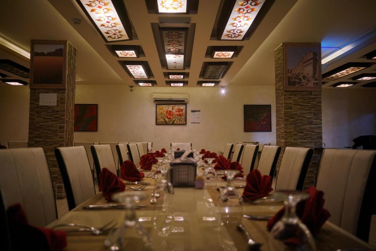 7 Wonders Hotel Wadi Musa Eksteriør billede