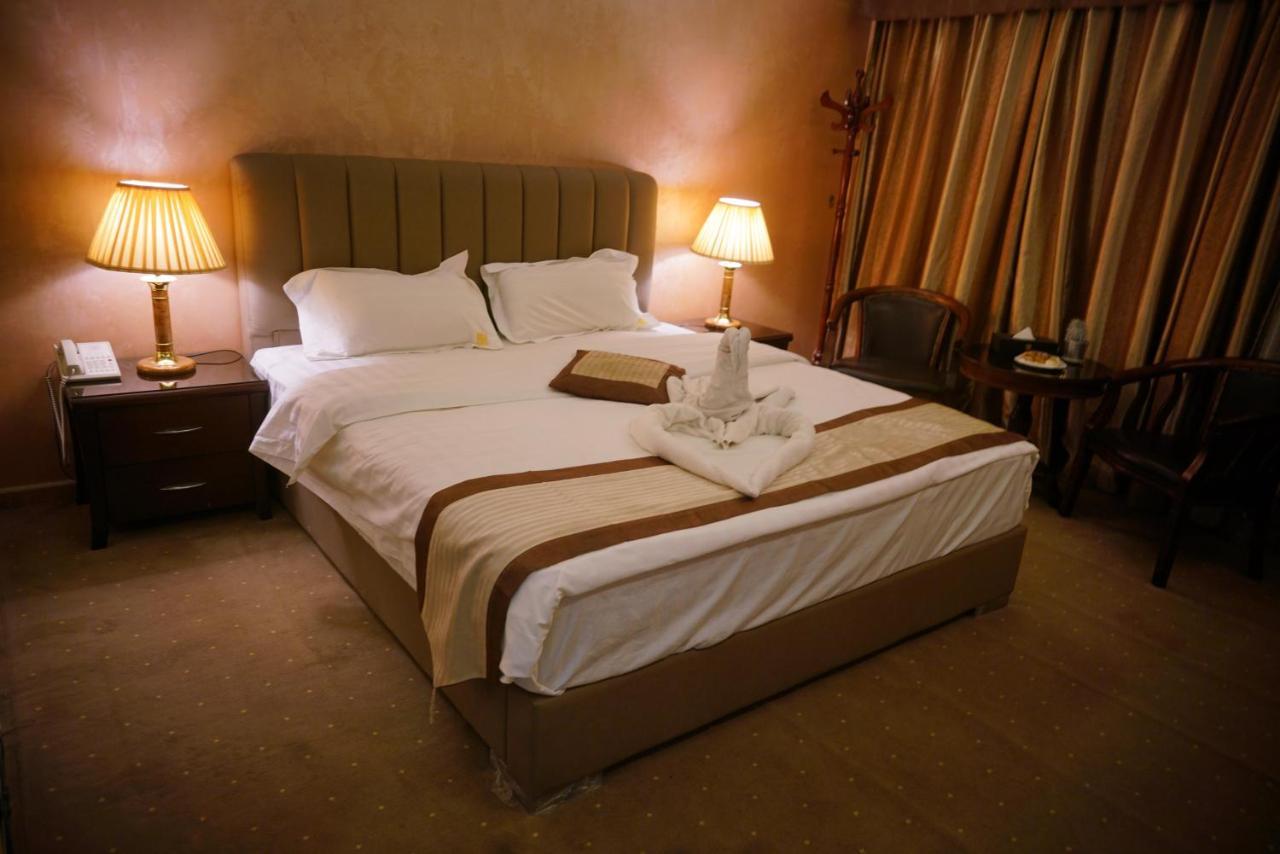 7 Wonders Hotel Wadi Musa Eksteriør billede